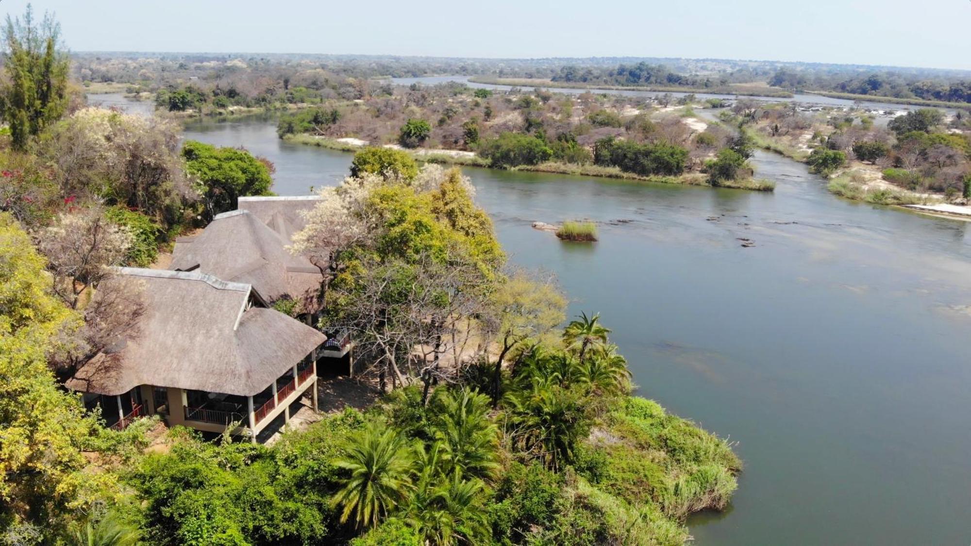Divava Okavango Resort & Spa Bagani Esterno foto